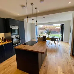 Westreach - A 4 Bedroom, En-suite Sleep 8 Townhouse Holiday home